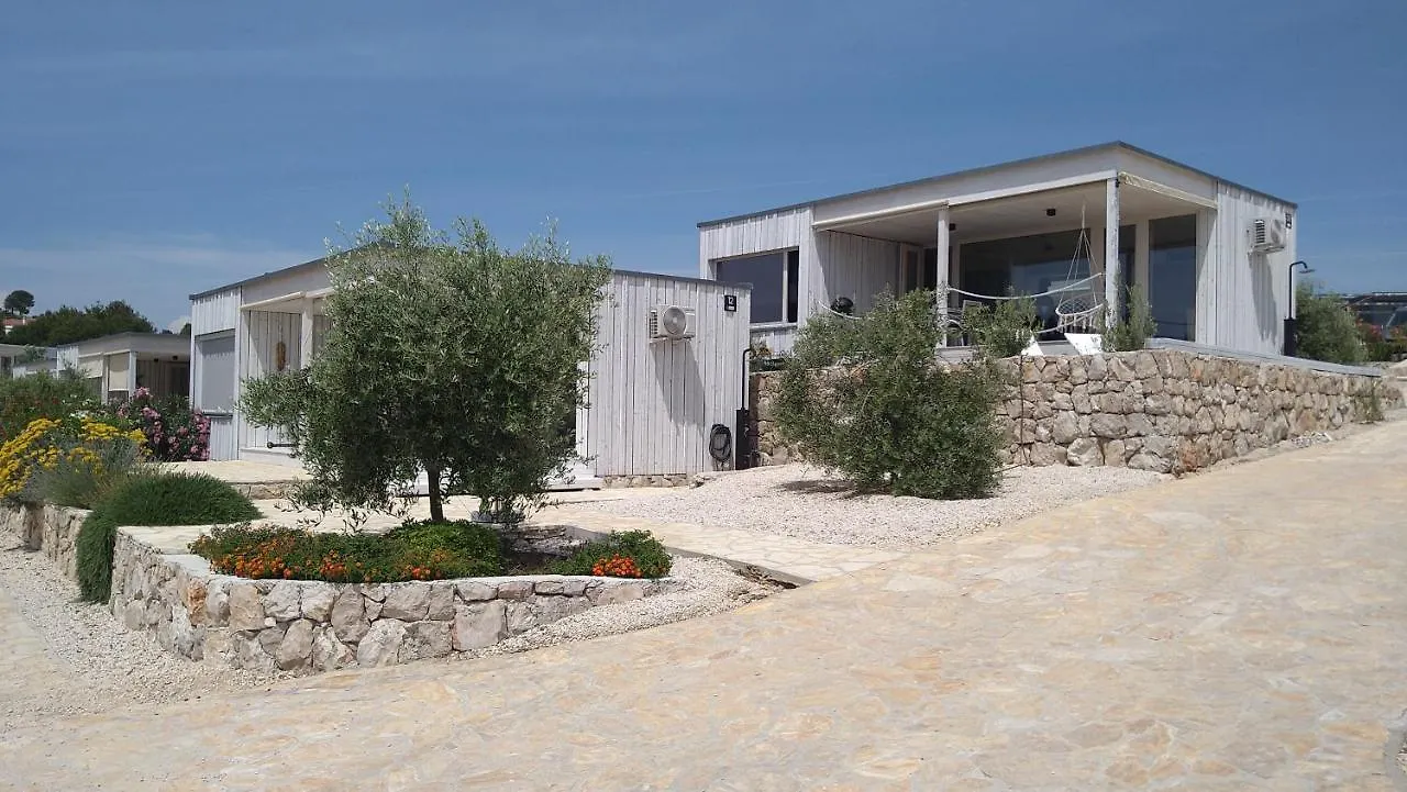 Buqez Eco Resort - Beach Villas 2 And 8 - Seaview, New Wifi! Drage 0*,  Croatia